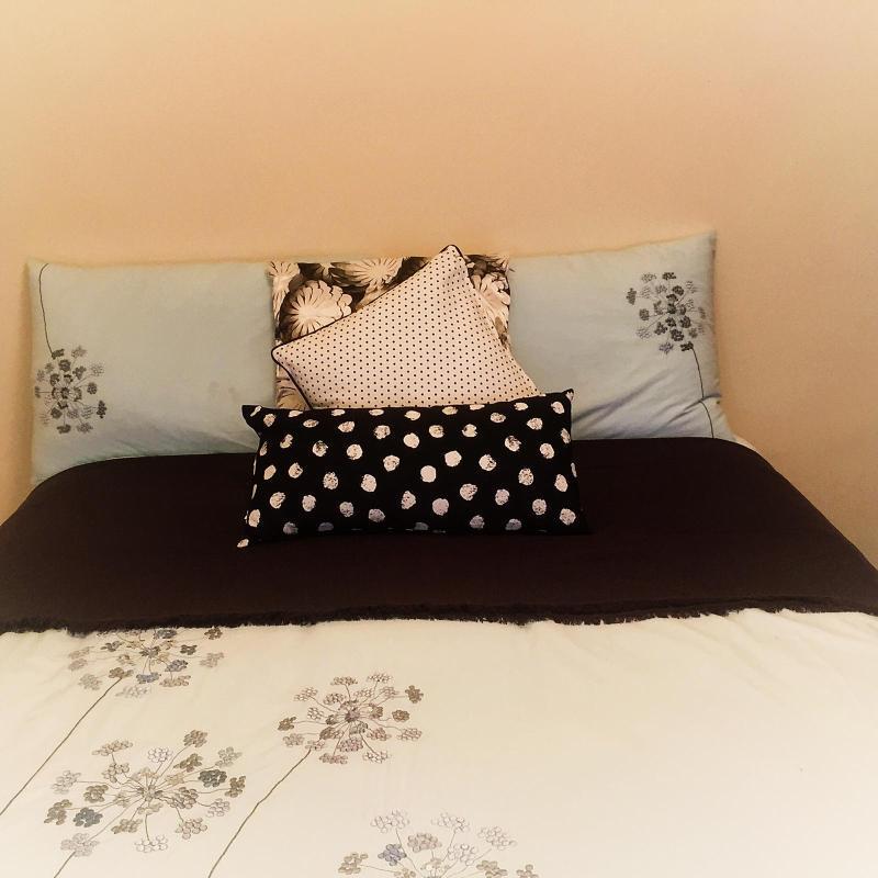 North London Cottage Экстерьер фото