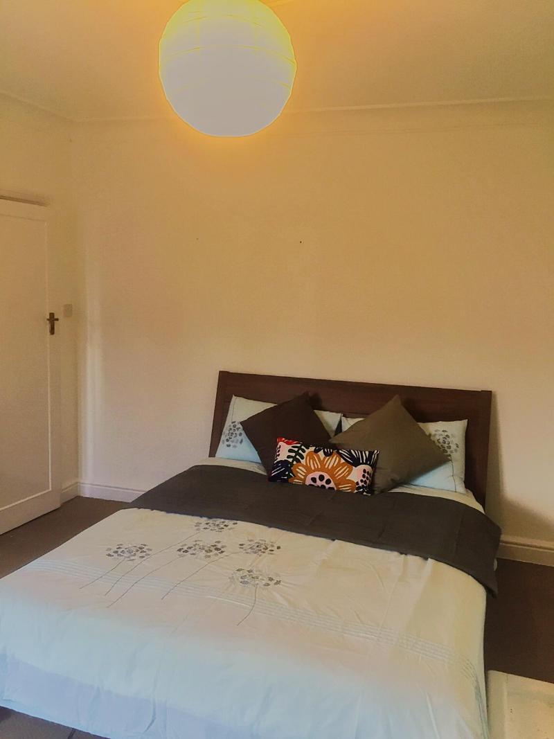 North London Cottage Экстерьер фото